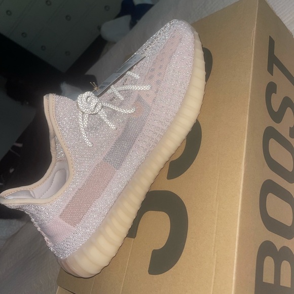 BRAND NEW YEEZYS!